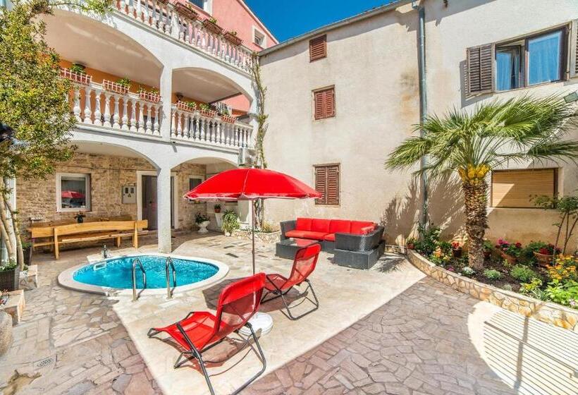 침실 1개 아파트, Apartments Salčinović