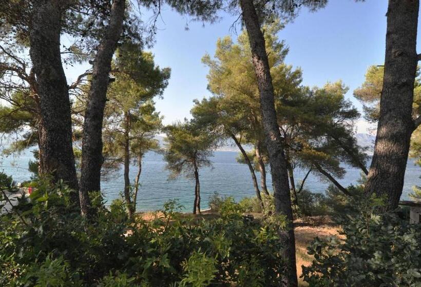 شقة غرفة واحدة, Apartments Tojčić