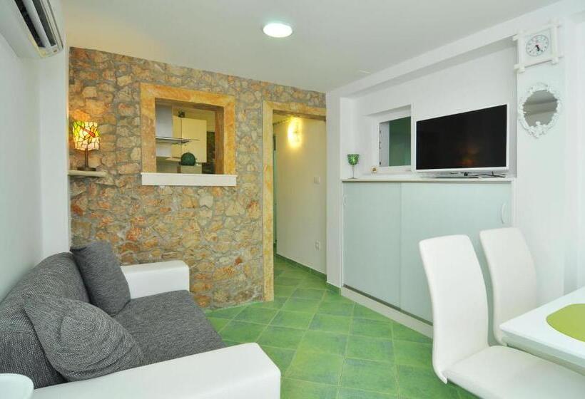 １ベッドルームアパートメント, Apartments Tojčić