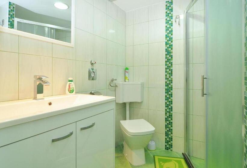 شقة غرفة واحدة, Apartments Tojčić