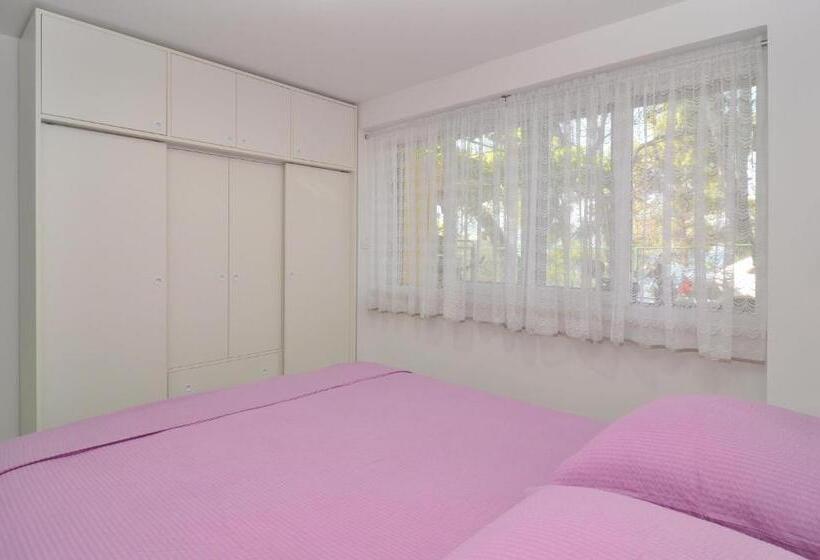 شقة غرفة واحدة, Apartments Tojčić