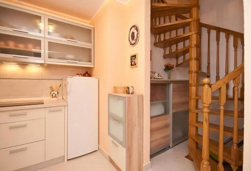 テラス付き１ベッドルームアパートメント, Villa Schober Baška