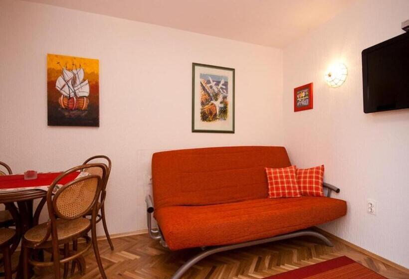 דירת חדר עם טרסה, Villa Schober Baška