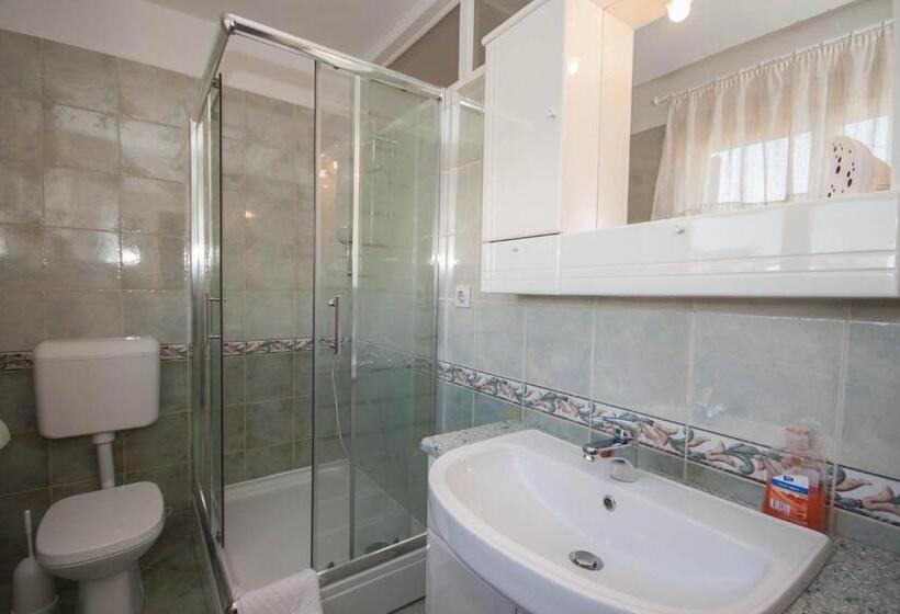 חדר סטנדרט עם מרפסת, Villa Schober Baška