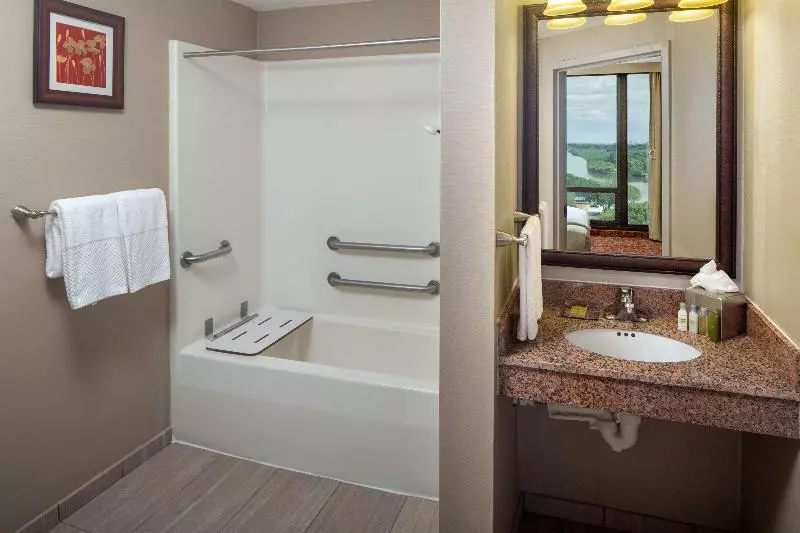 身障者適用スタンダードルーム, Doubletree By Hilton Cherry Hill Philadelphia