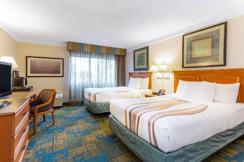 キングサイズベッドのデラックスルーム, Hampton Inn By Hilton Minneapolis/eagan