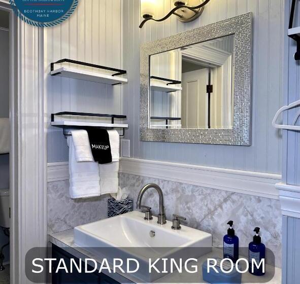 Standard Szoba King Size Bed, Harborage Inn On The Oceanfront