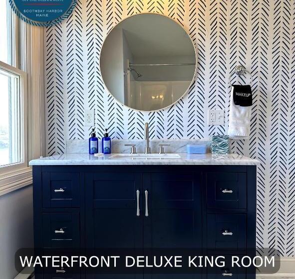 Deluxe Szoba Kind Size Bed, Harborage Inn On The Oceanfront