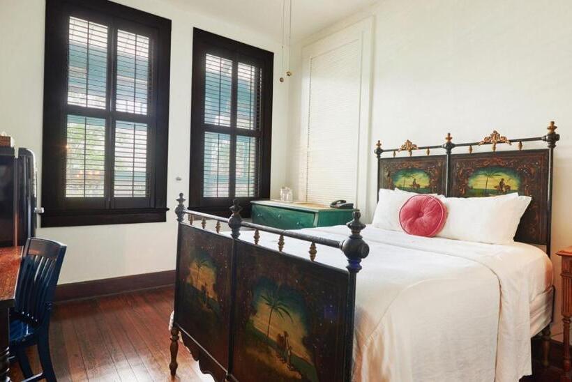 スタンダードルーム, Havana