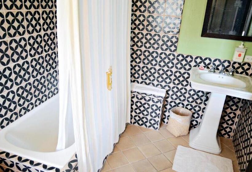 キングサイズベッドのスイートルーム, Havana