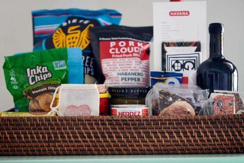 テラス付スイート, Havana