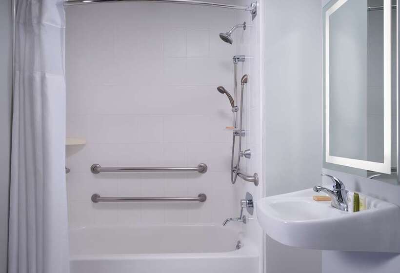 キングサイズベッドのスタンダードルーム, Hilton San Jose