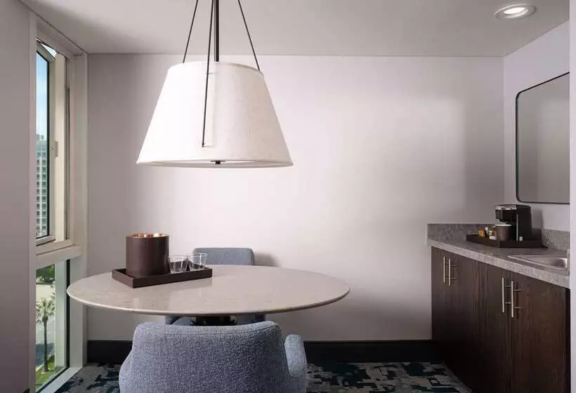 スイート, Hilton San Jose