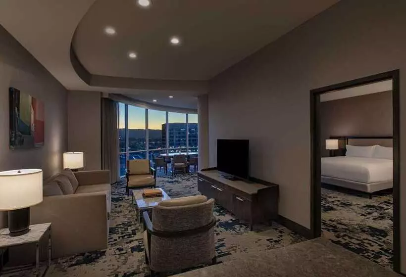 キングサイズベッドのエクゼクティブルーム, Hilton San Jose