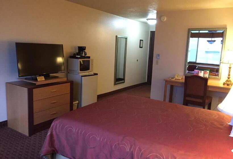 חדר סטנדרט עם מיטת קווין, Port Angeles Inn