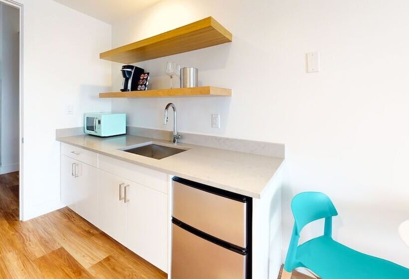 جناح سرير كينج, Fisher Inn Resort & Marina