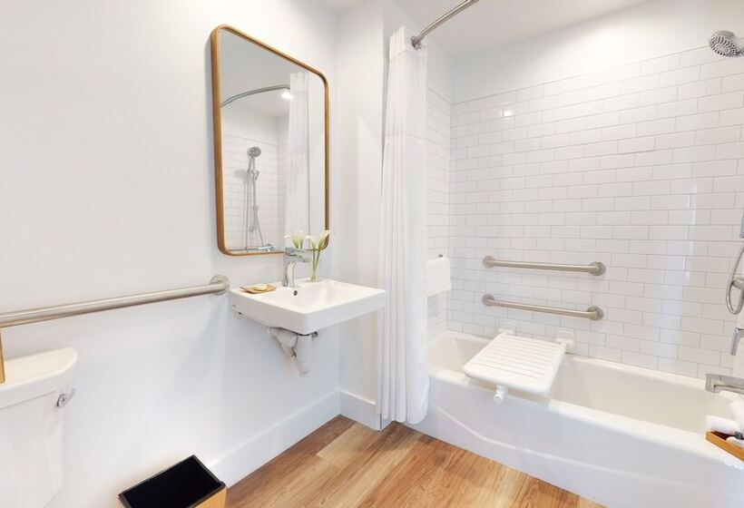 جناح سرير كينج, Fisher Inn Resort & Marina