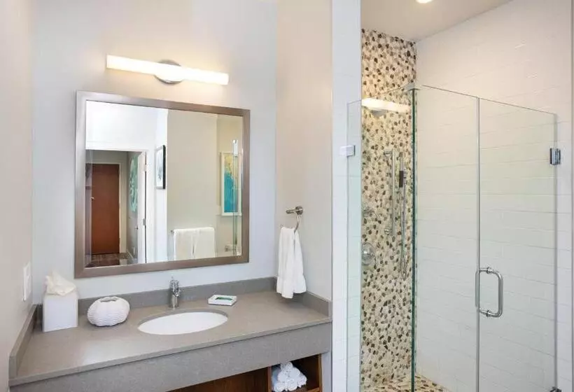 キングサイズベッドのスイートルーム, Ocean Place Resort & Spa