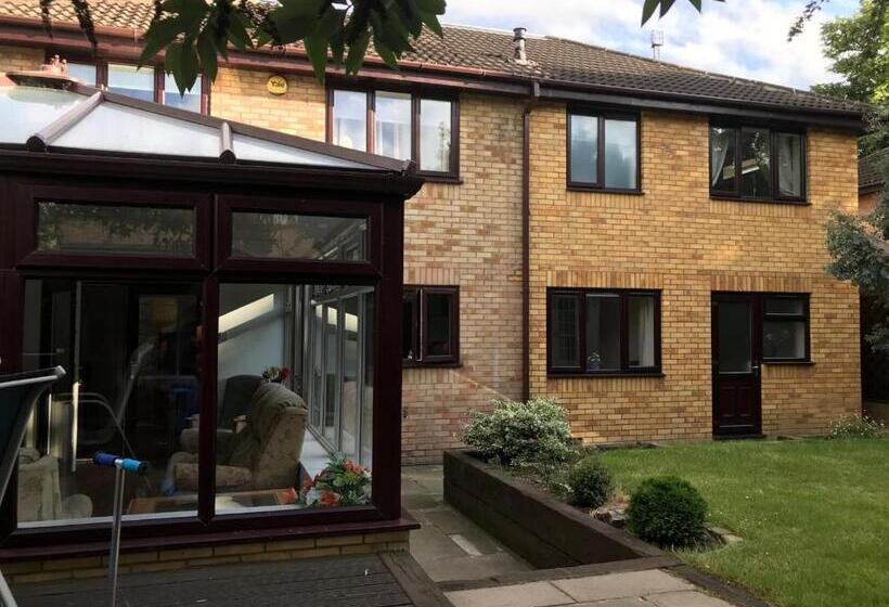 חדר סטנדרט, Sage House