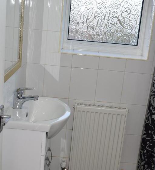 Семейный Номер Совместный Санузел, Regent Guest House Grimsby