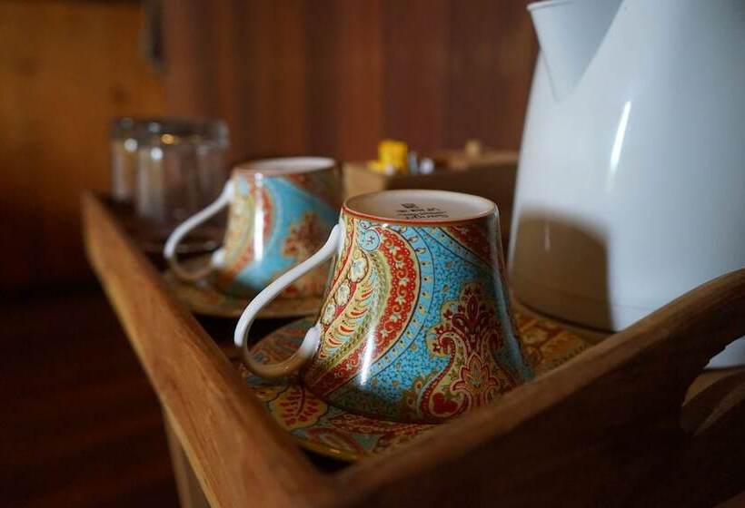 Pokój Standard, Udara Bali