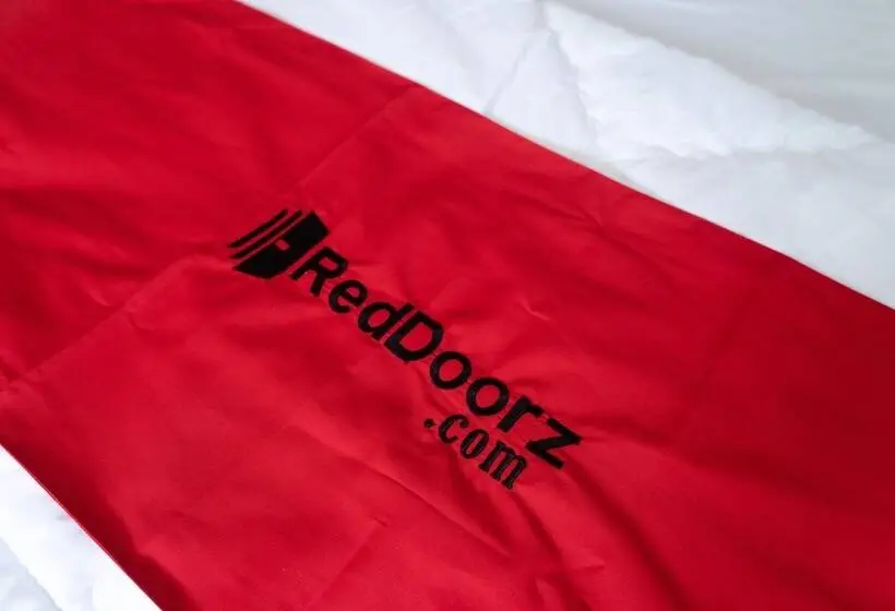 エコノミールーム, Reddoorz Plus @ Sawah Besar