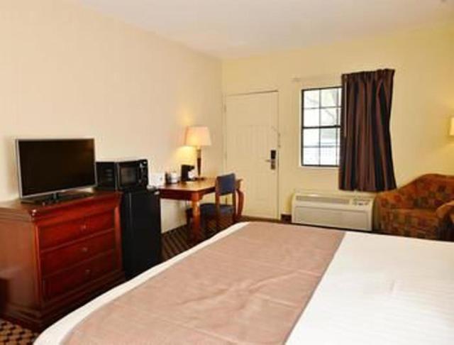 스위트 킹사이즈 침대, Americas Best Value Inn Tunica Resort