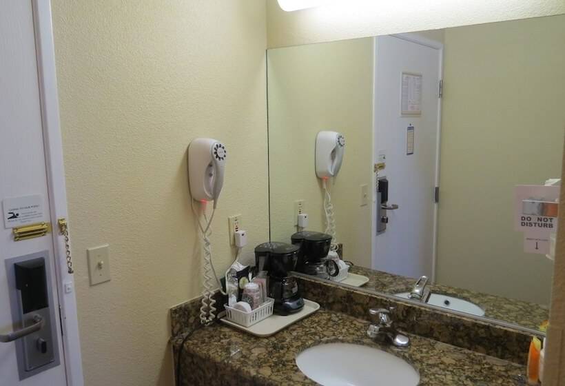 Люкс, Baymont Inn & Suites By Wyndham Holbrook