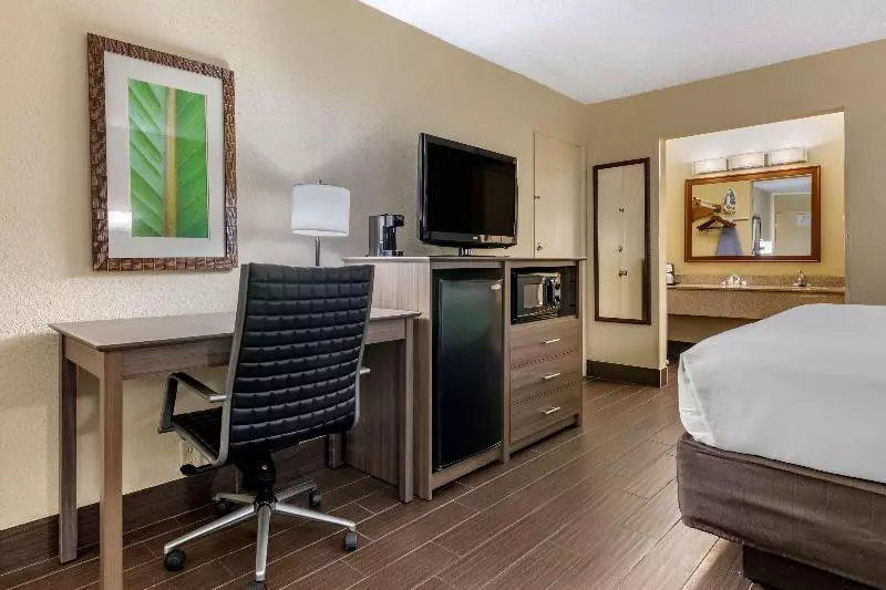 キングサイズベッドのスタンダードルーム, Best Western Downtown Stuart
