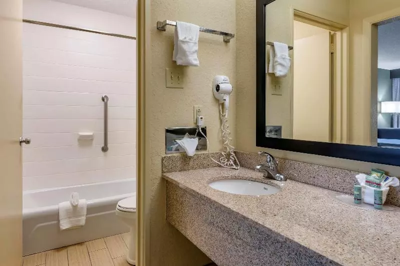 キングサイズベッドのスタンダードルーム, Best Western Downtown Stuart