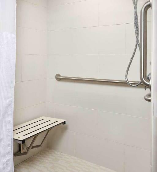 Номер Стандарт Адаптированный для Инвалидов, Best Western Plus Agate Beach Inn
