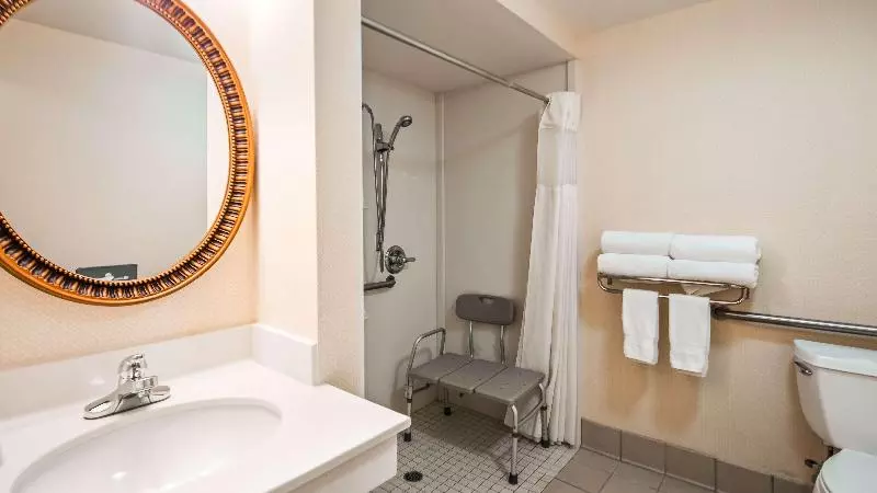 キングサイズベッドのスイートルーム, Best Western Plus Twin View Inn & Suites