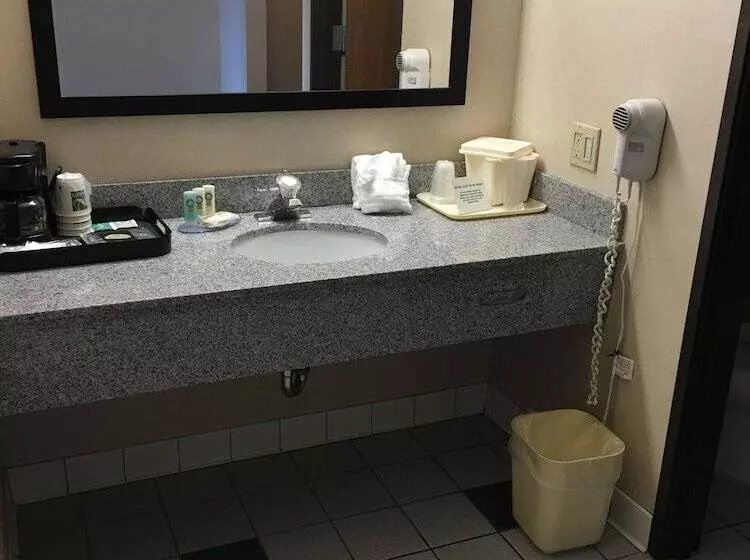 سوییت, Comfort Inn