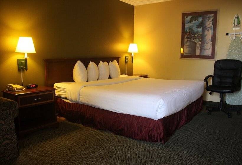 غرفة قياسية سرير كينج, Extendasuites  Extended Stay, I40 Amarillo West