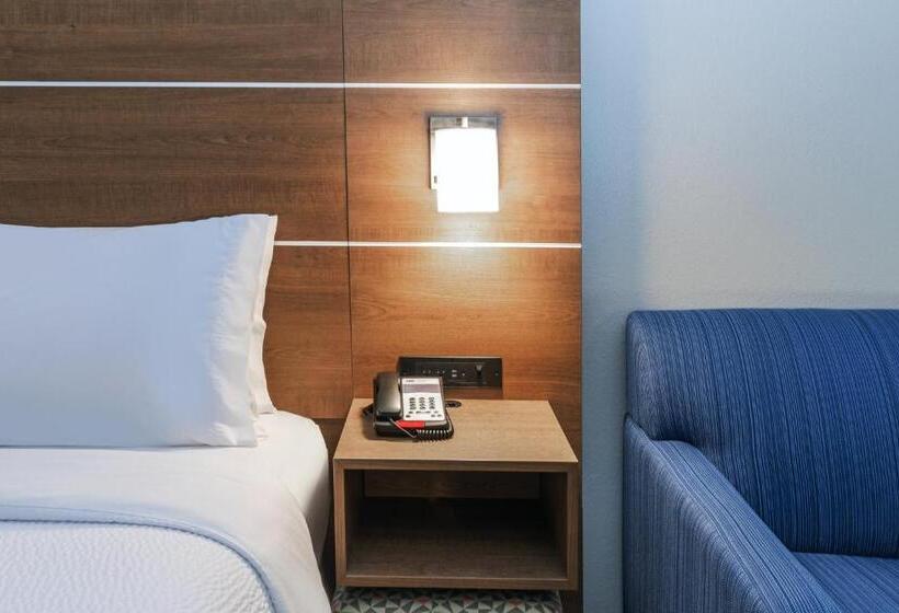 스위트 킹사이즈 침대, Holiday Inn Express & Suites Sulphur   Lake Charles, An Ihg