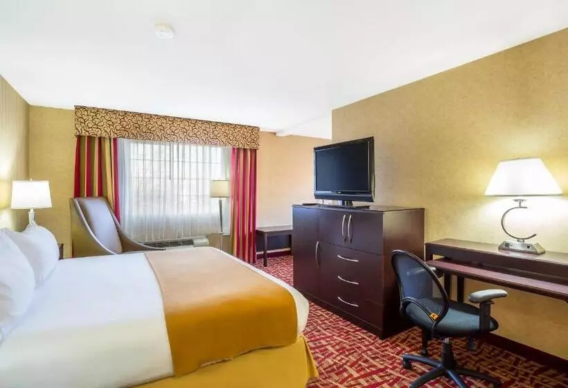 キングサイズベッドのスイートルーム, Holiday Inn Express Layton I 15, An Ihg