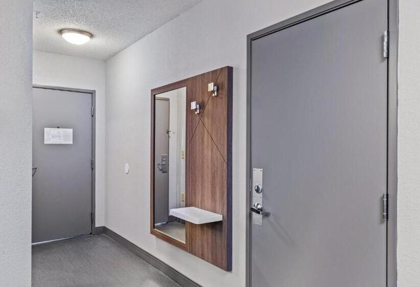 Номер Стандарт 2 Двуспальные Кровати, Holiday Inn Express New Albany, An Ihg