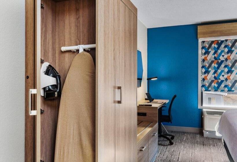 غرفه قياسيه سريرين مزدوجين, Holiday Inn Express New Albany, An Ihg