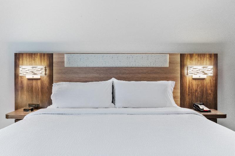 Стандартный Номер Кровать Кинг, Holiday Inn Express New Albany, An Ihg
