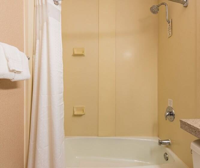 חדר סטנדרט, Holiday Inn South Plainfield Piscataway, An Ihg