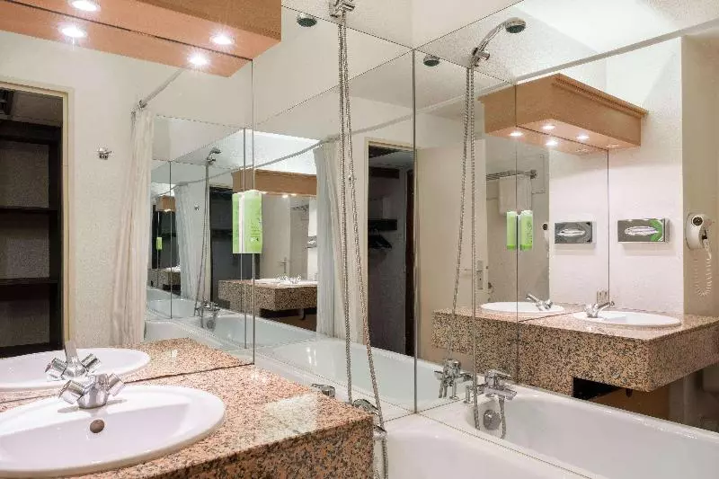 身障者適用スタンダードルーム, Holiday Inn South Plainfield Piscataway, An Ihg