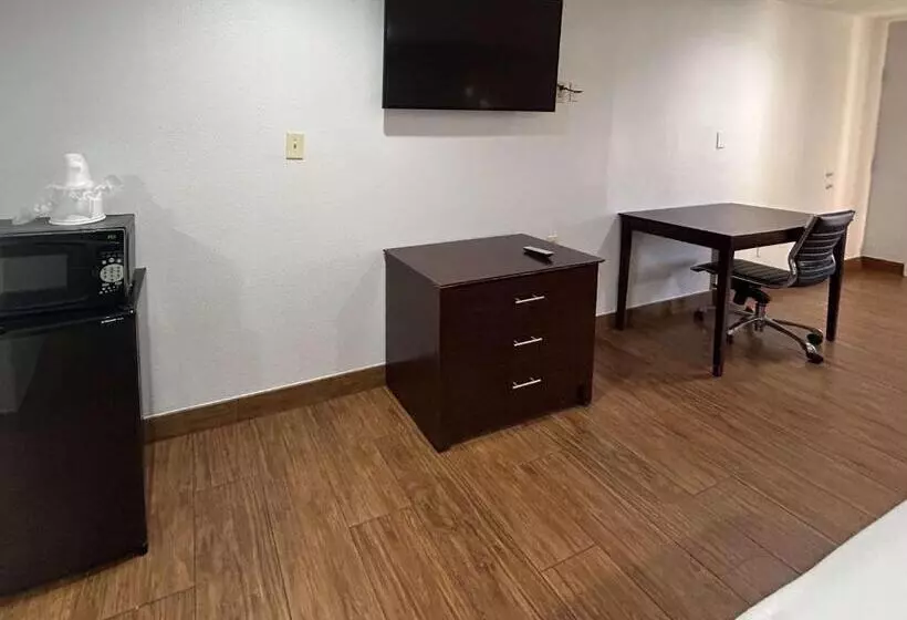 キングサイズベッドのスタンダードルーム, Motel 6 Denham Springs, La