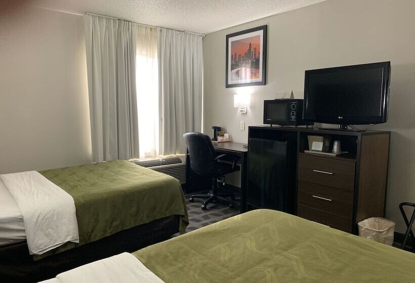 غرفه قياسيه سريرين مزدوجين, Quality Inn