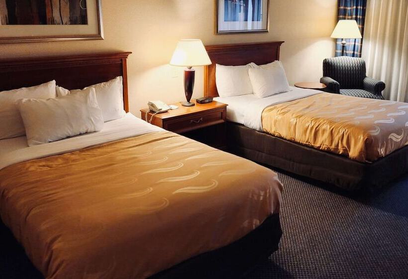 스탠다드 룸 더블 침대 2개, Quality Inn Horseheads