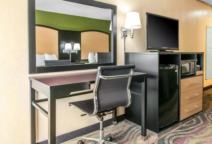 スタンダードルーム, Quality Inn Conference Center Logansport