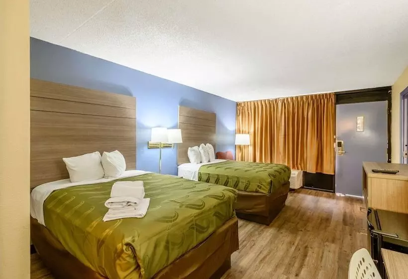 スイート, Quality Inn New Orleans I10 East