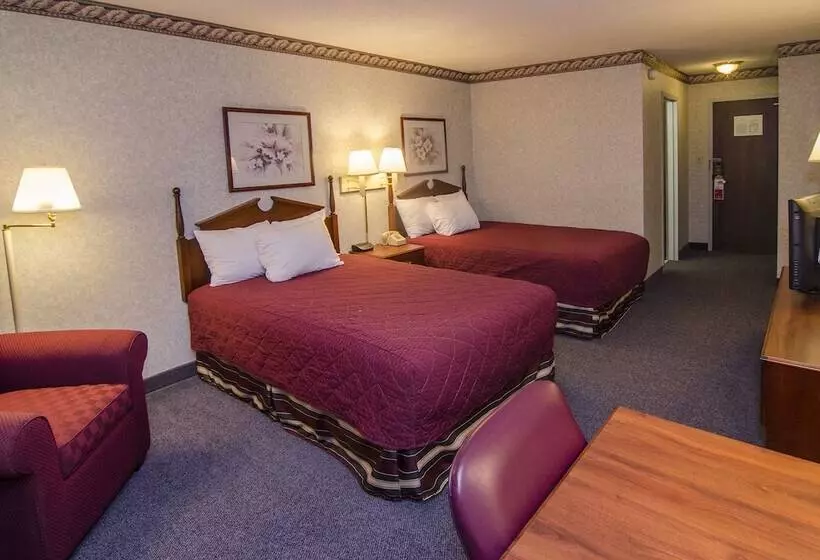 ２ダブルベッドのスタンダードルーム, Ramada By Wyndham Angola/fremont Area