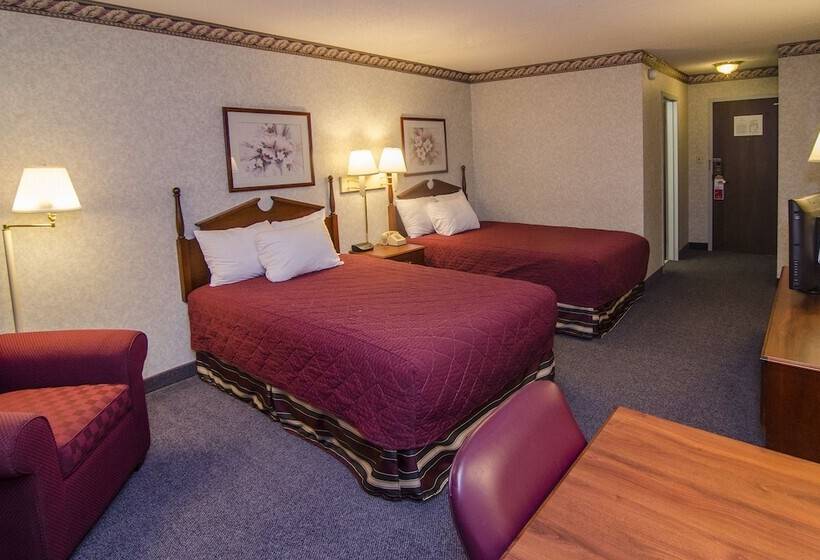 جناح, Ramada By Wyndham Angola/fremont Area