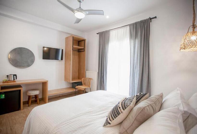 חדר סטנדרט עם מרפסת, Oikia Guesthouse