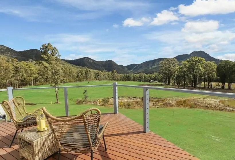 スーペリアー１ベッドルームビラ, Brokenback Views Country Estate